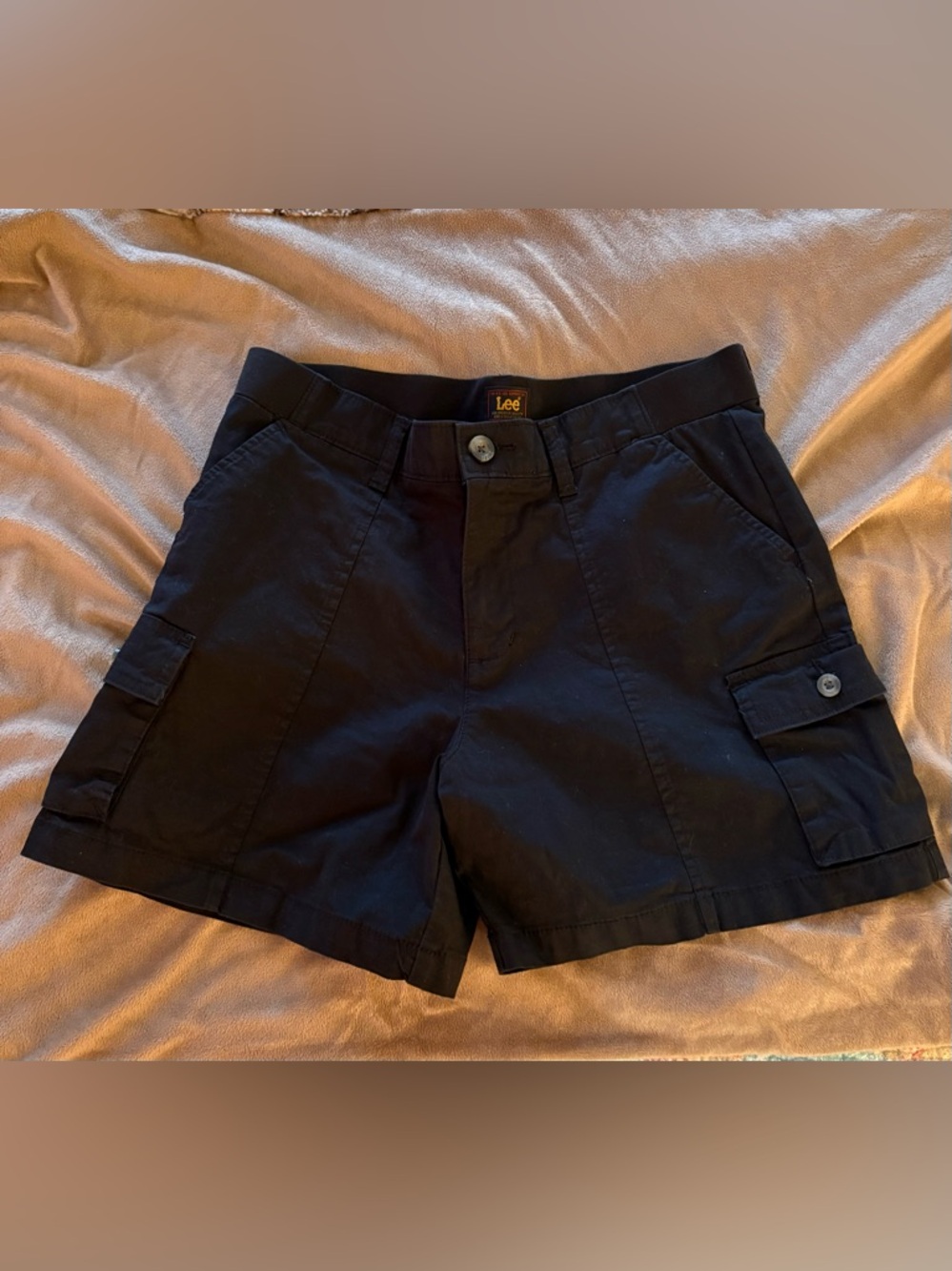 Lee Women’s Black Cargo Shorts with Side Pockets